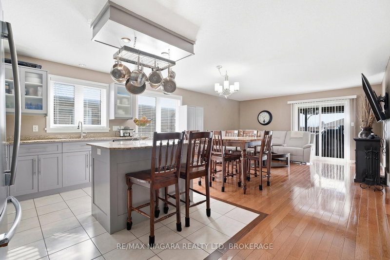 105 Milton Seiler Cres, Minto, N0G 2P0 | Image 3