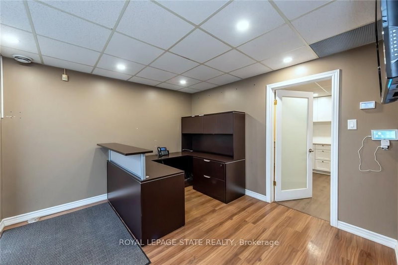 14 - 1527 Upper Ottawa St, Hamilton, L8W 3J4 | Image 3