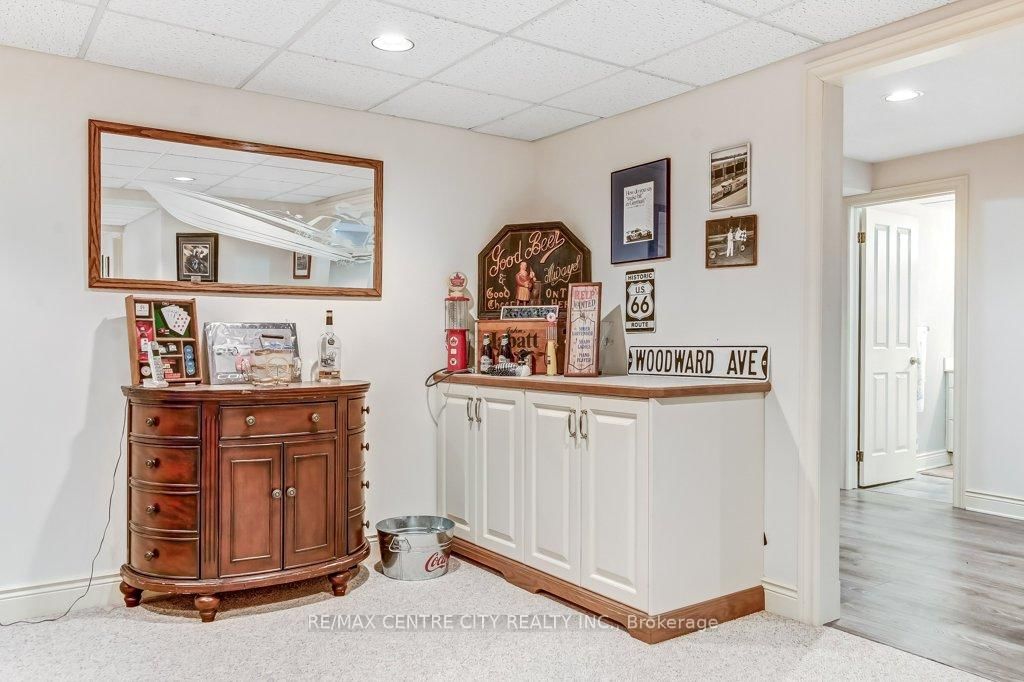 1200 Riverside Drive, Unit 27 - Photo 35