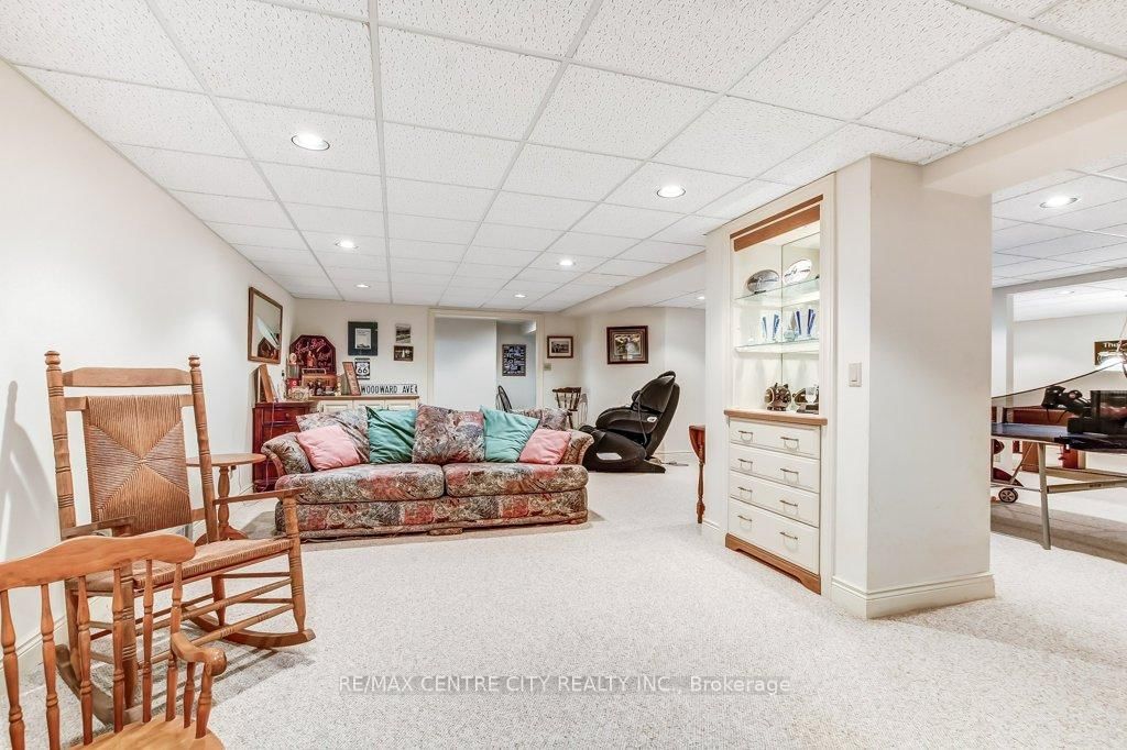 1200 Riverside Drive, Unit 27 - Photo 36