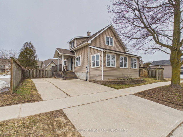 842 Olde Victoria Street