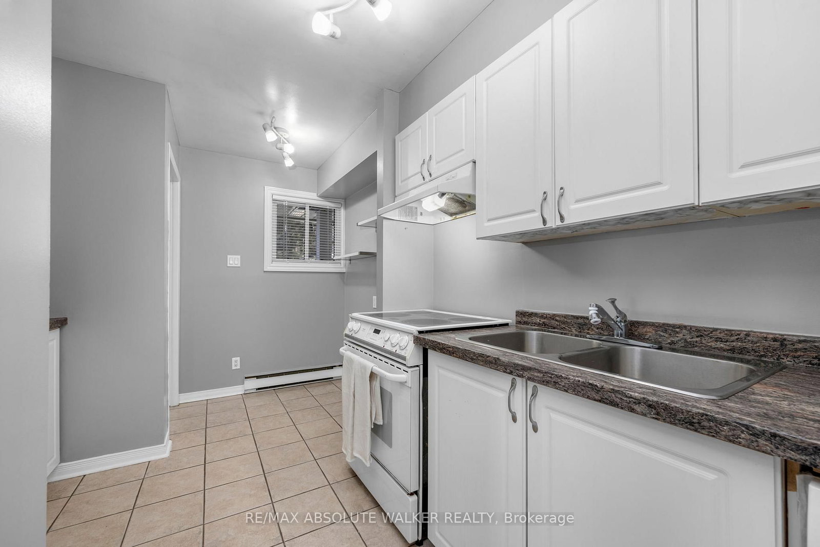 606 Tanguay Court - Photo 9