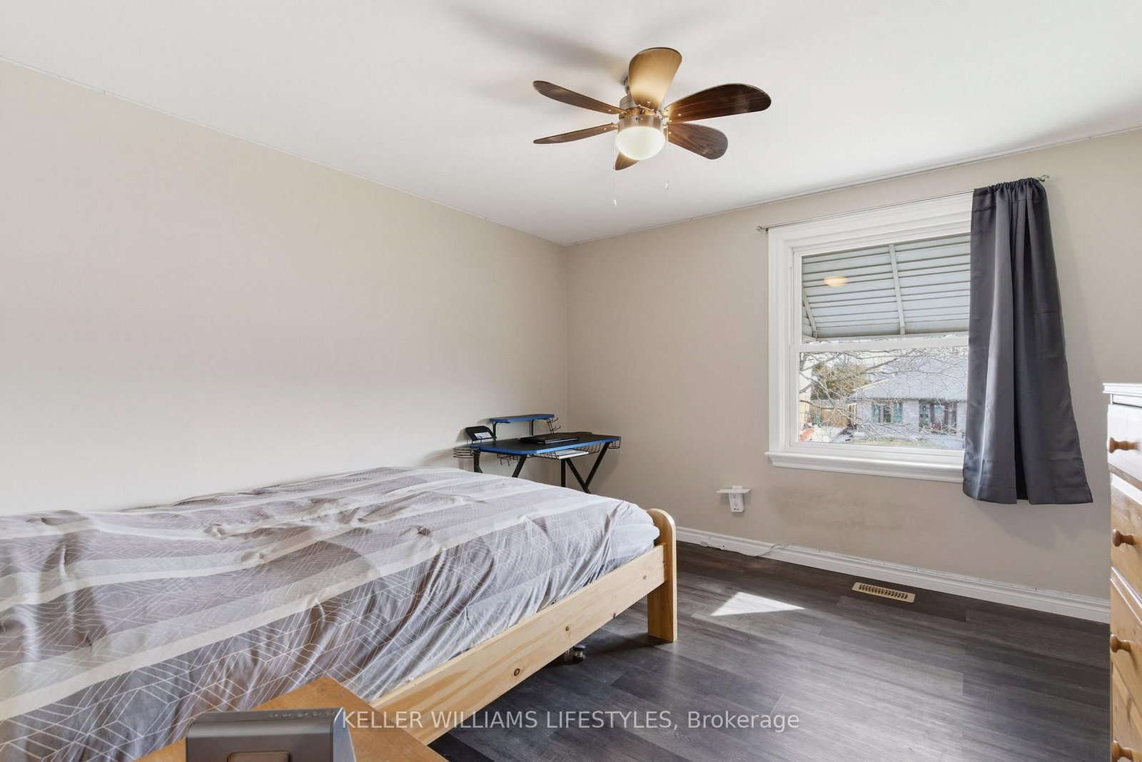 Detached House for sale at 41 Dyer Street, St. Thomas, Ontario, N5R 5K2 - St. Thomas - MLS: X12922890