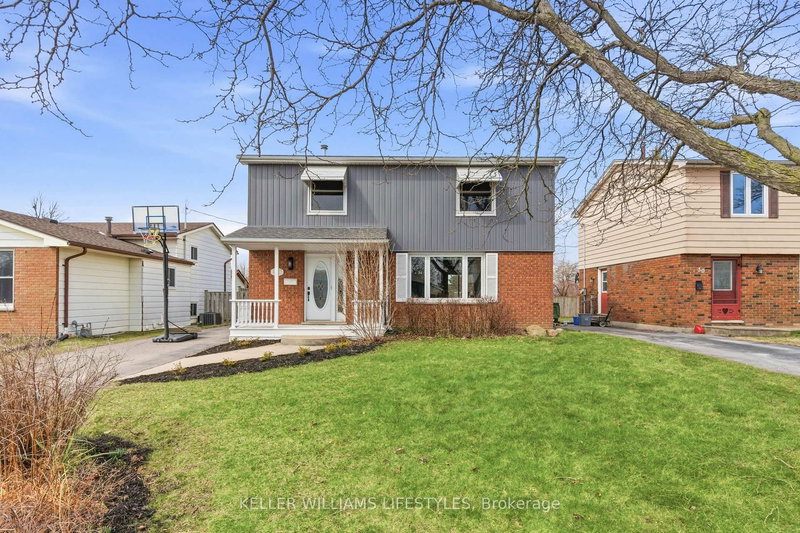 41 Dyer St, St. Thomas, N5R 5K2 | Image 2