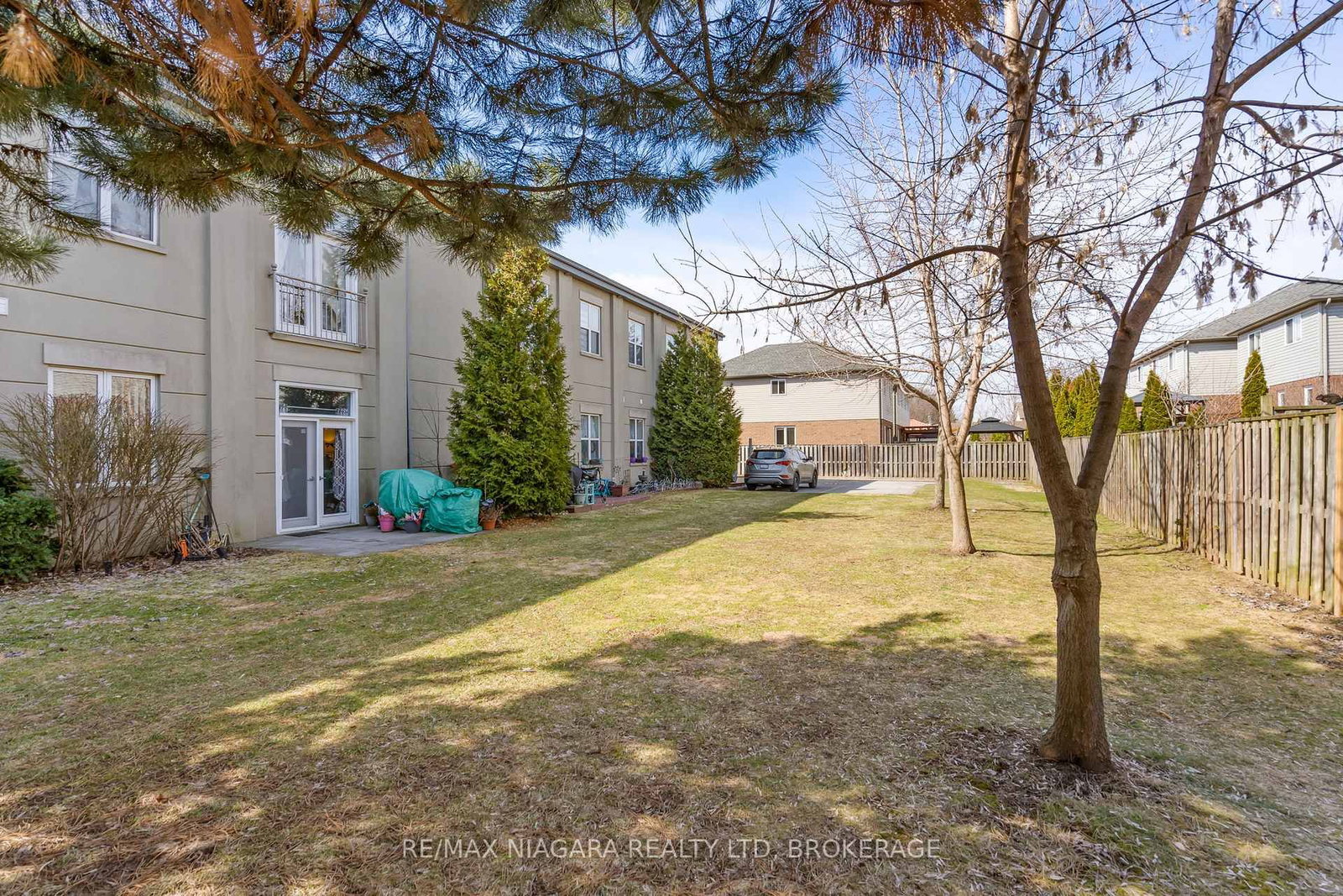 6365 Drummond Road, Unit 103 - Photo 17