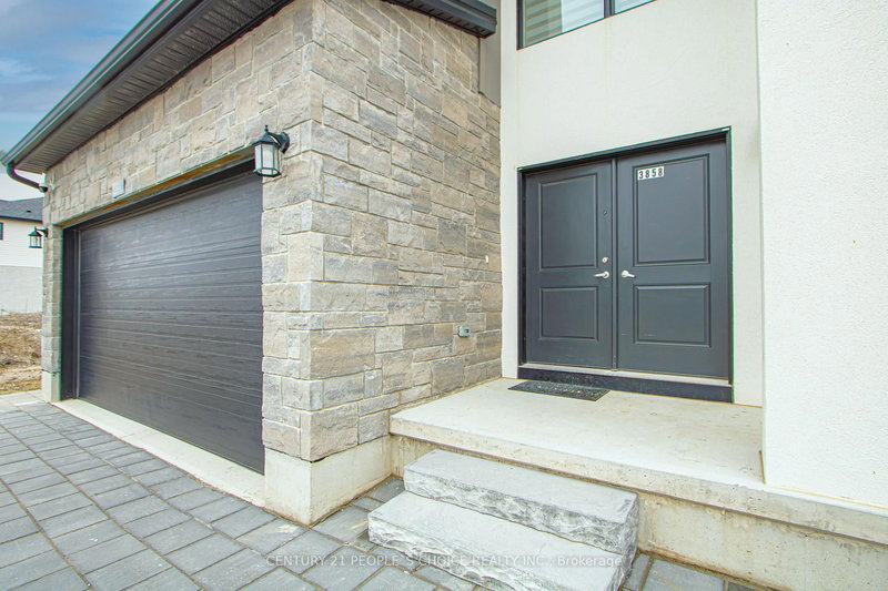 3858 Campbell St N, London South, N6P 0J5 | Image 3