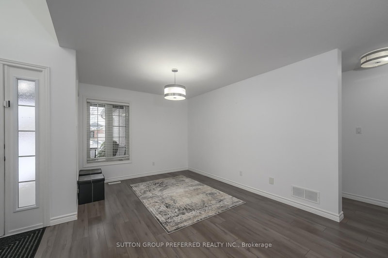 301 Portrush Pl, London North, N5X 0C2 | Image 2