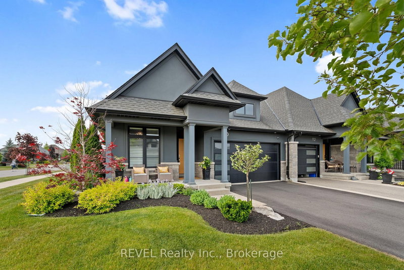 120 Carrick Tr, Welland, L3B 0E8 | Image 3