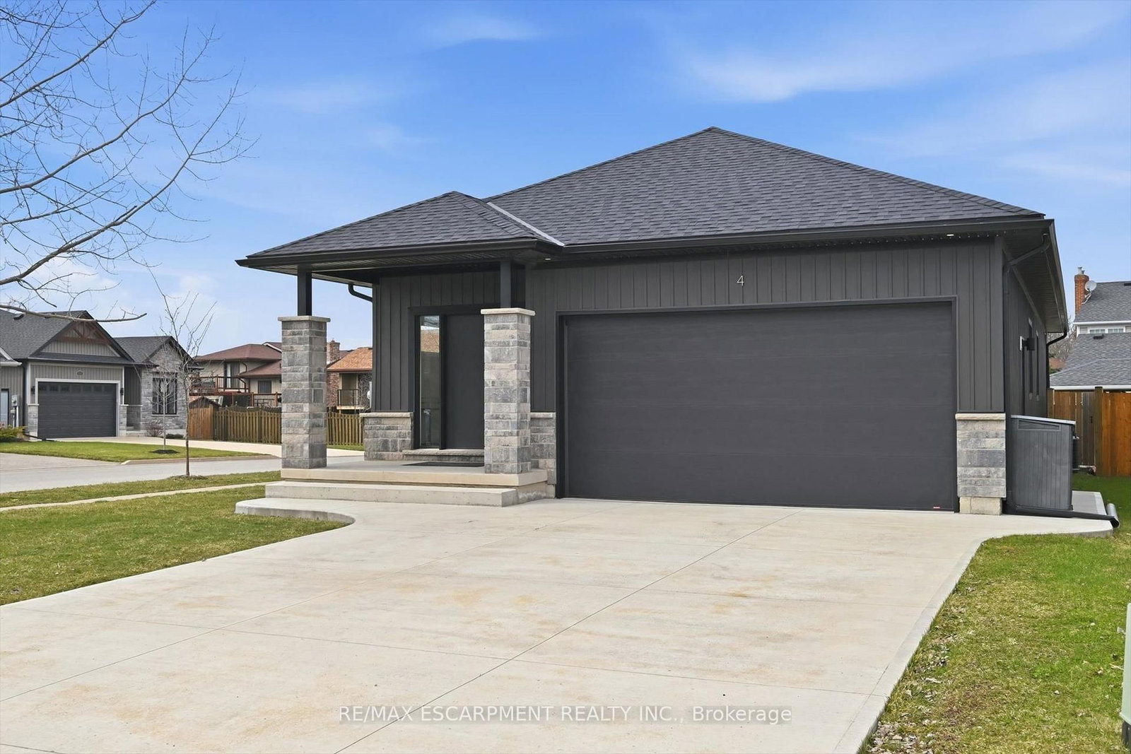 4 Harvard Court - Photo 4