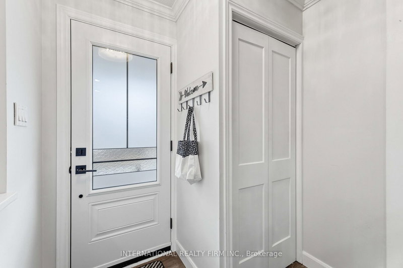 39 - 10 Angus Rd, Hamilton, L8K 6K3 | Image 2