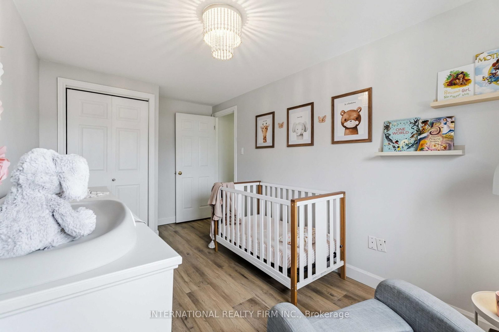 Townhouse for sale at 39-10 Angus Road, Hamilton, Ontario, L8K 6K3 - Vincent - MLS: X12923252