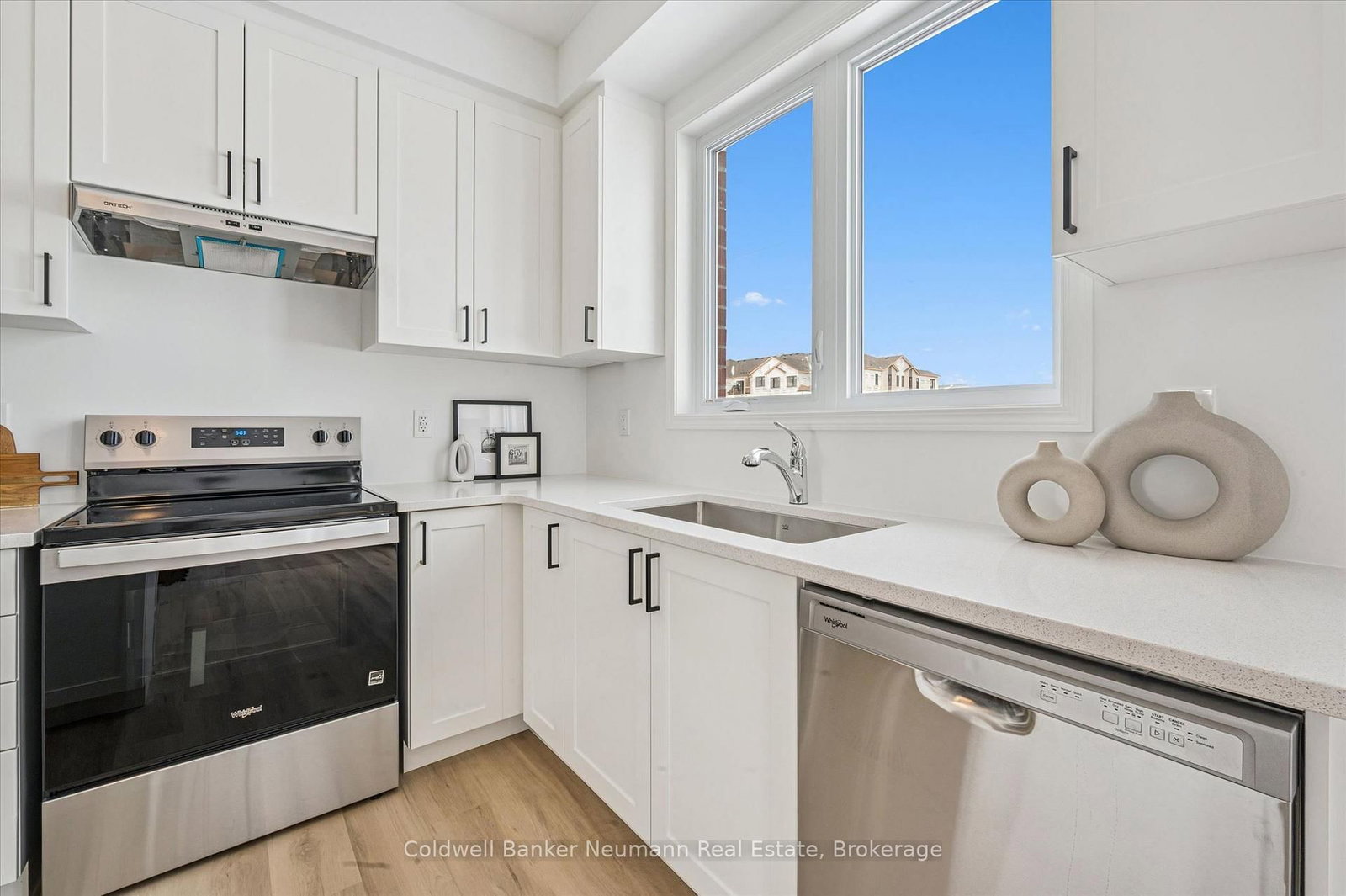 232 Stamson Street - Photo 25