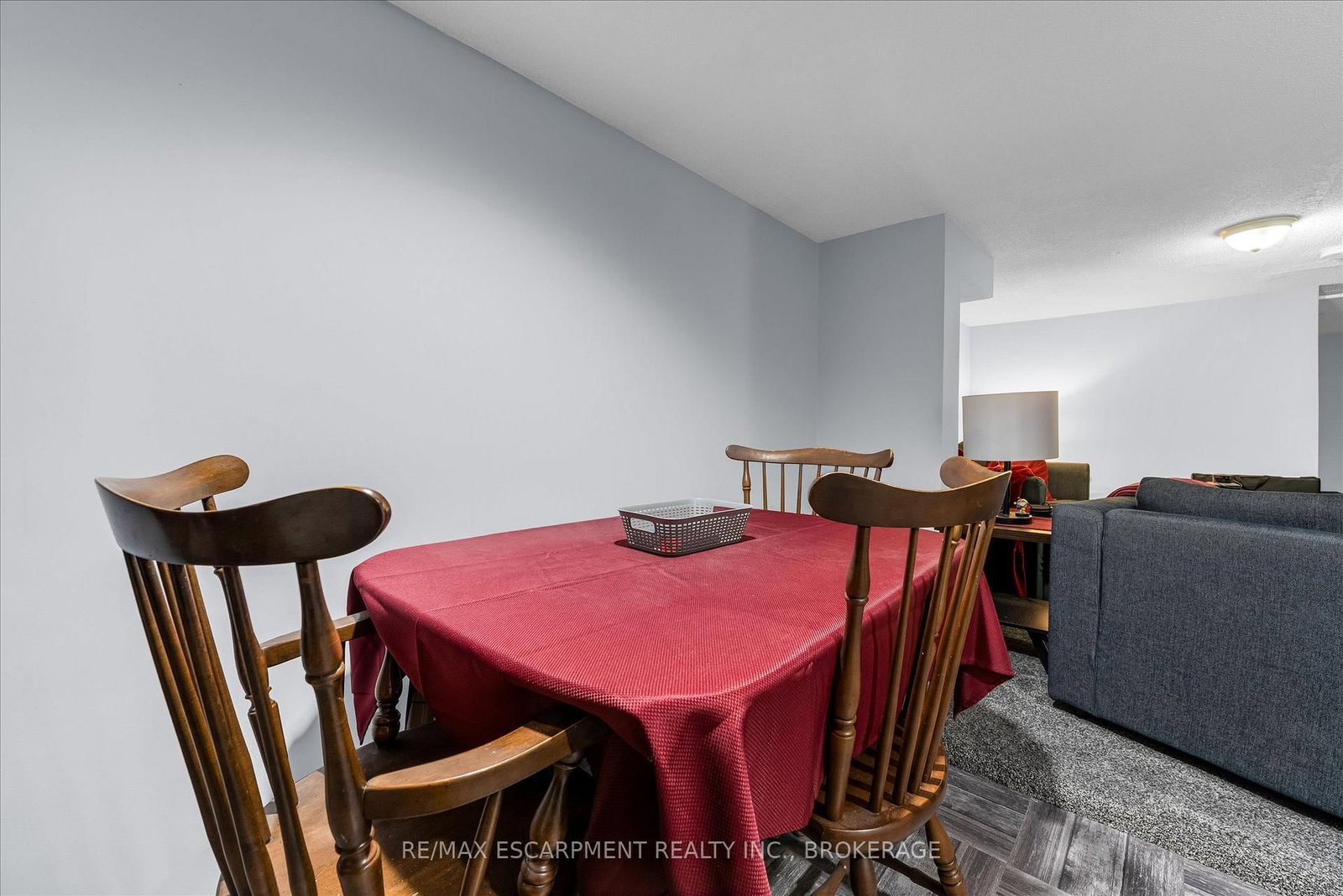 Semi-Detached House for sale at 121 Edgemont Street, Hamilton, Ontario, L8H 4E2 - Crown Point - MLS: X12923318