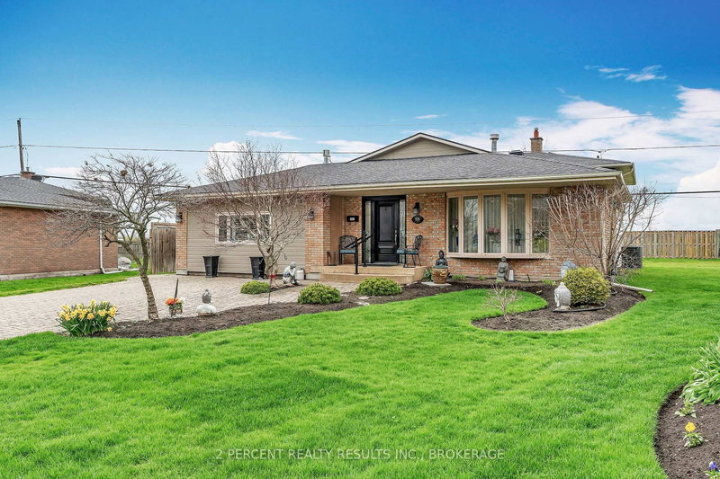 935 Brodie Ave, Kingston, K7M 4P8 | Image 3