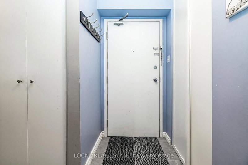 105 - 250 Brittany Dr, Ottawa, K1K 4M1 | Image 3