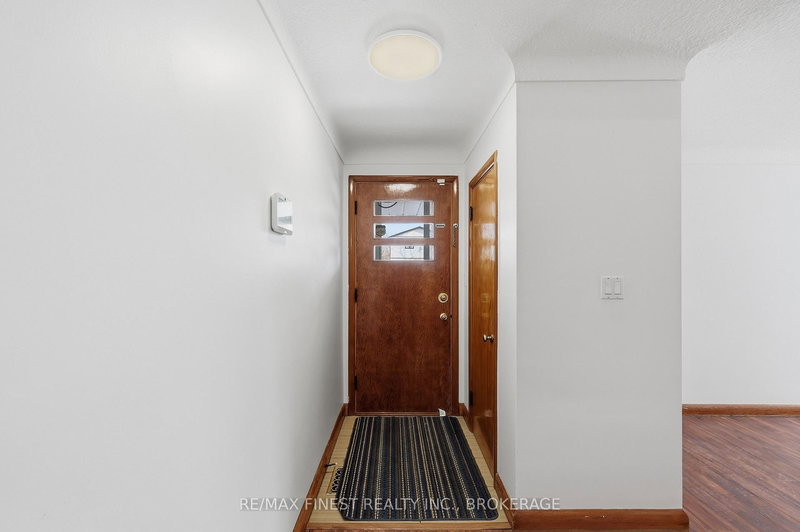 39 Lennox St, Kingston, K7M 4S3 | Image 2