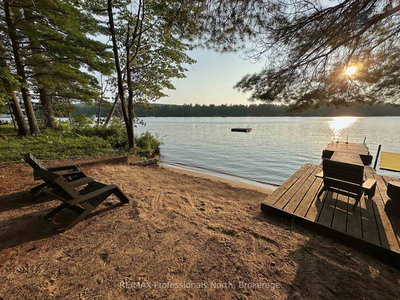 Detached House for sale at 1036 Barbara Road, Dysart et al, Ontario, K0L 1M1 - Harcourt - MLS: X12923536