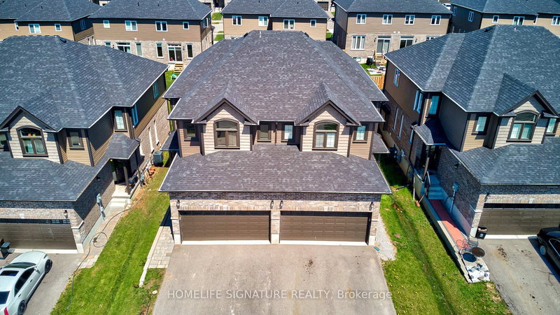 111 Links Cres N, Woodstock, N4T 0K7 | Image 2