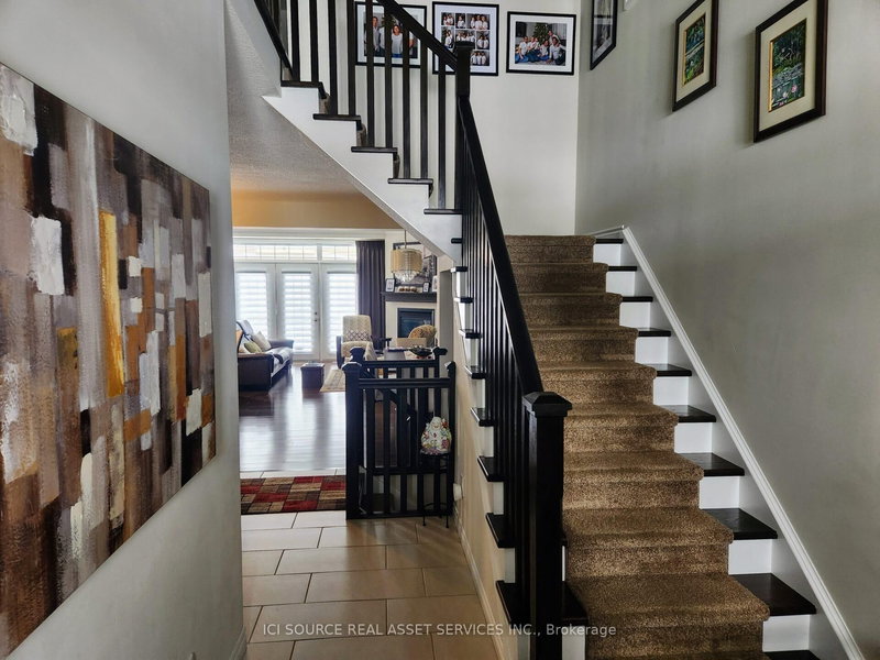 10 - 435 Winchester Dr, Waterloo, N2T 0B7 | Image 2