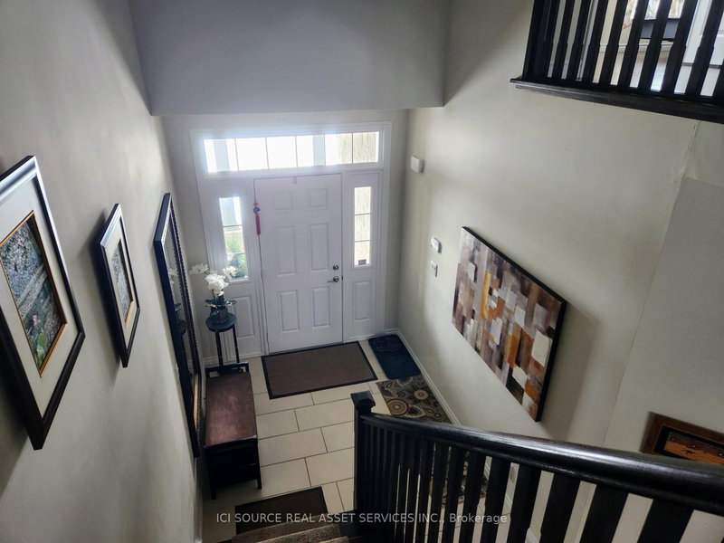 10 - 435 Winchester Dr, Waterloo, N2T 0B7 | Image 3