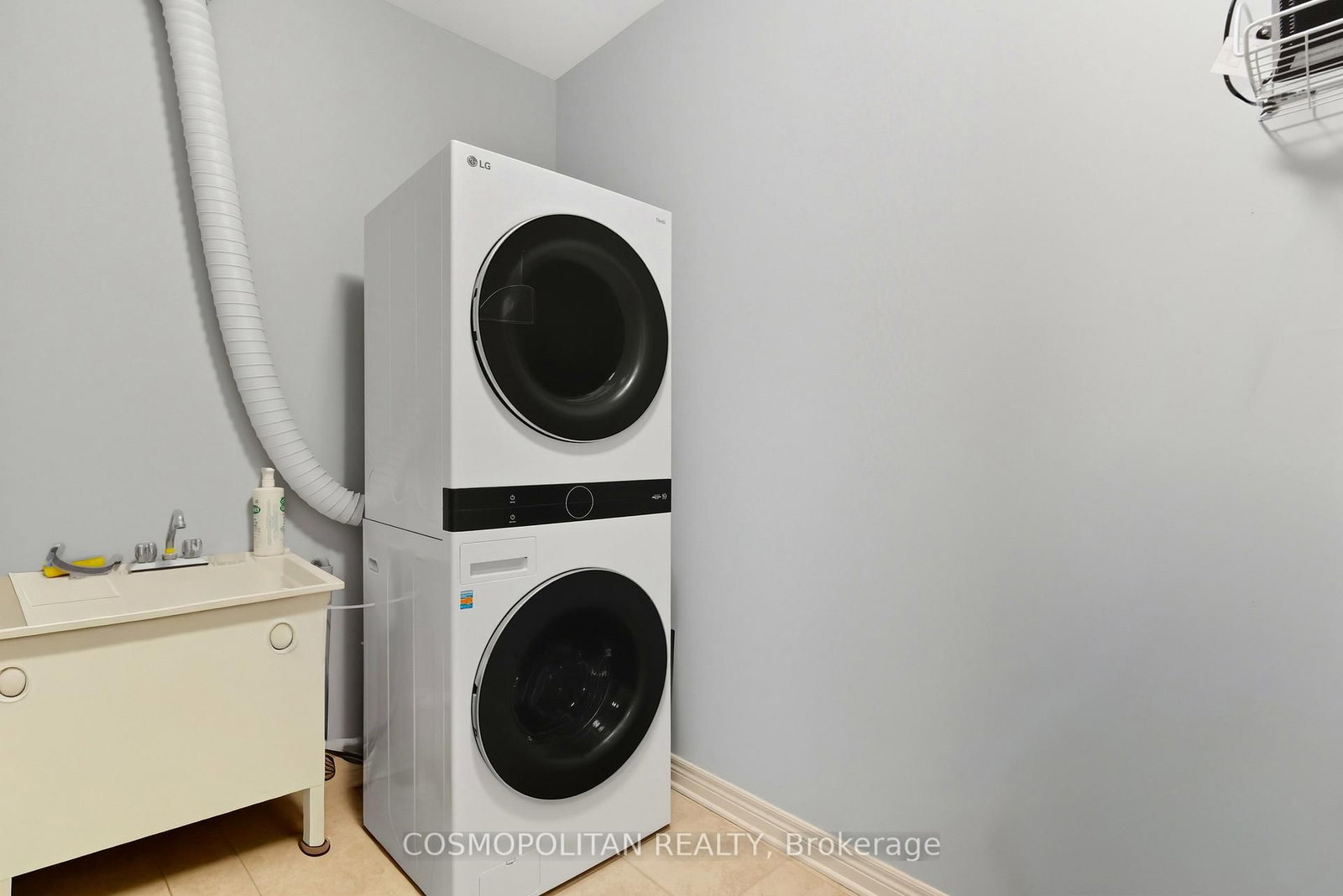 2799 St. Paul Avenue, Unit 204 - Photo 19