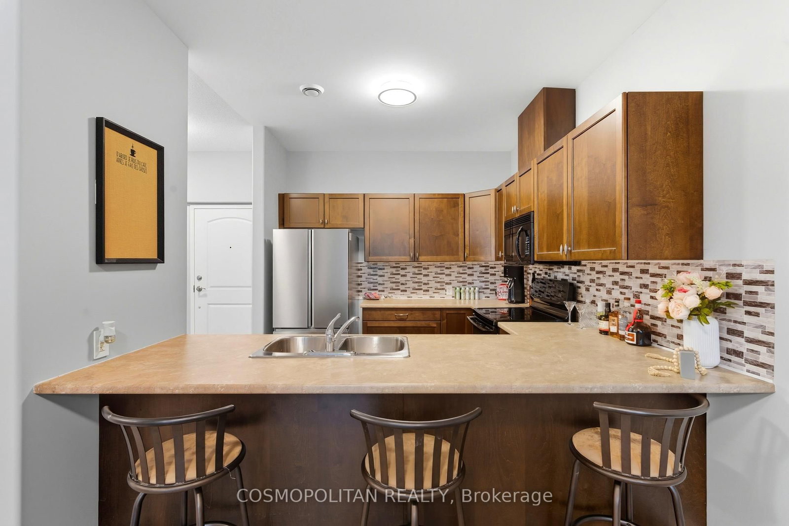 2799 St. Paul Avenue, Unit 204 - Photo 7