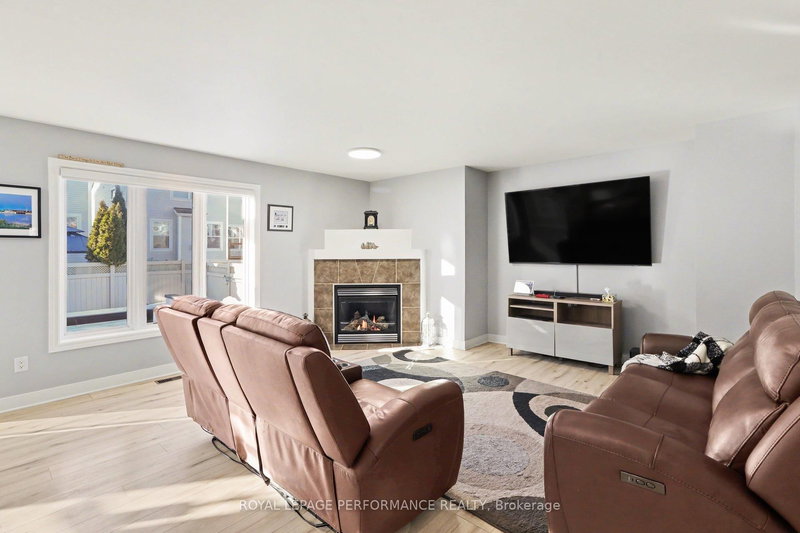 333 Timbertrail Terr, Ottawa, K4A 5A6 | Image 3