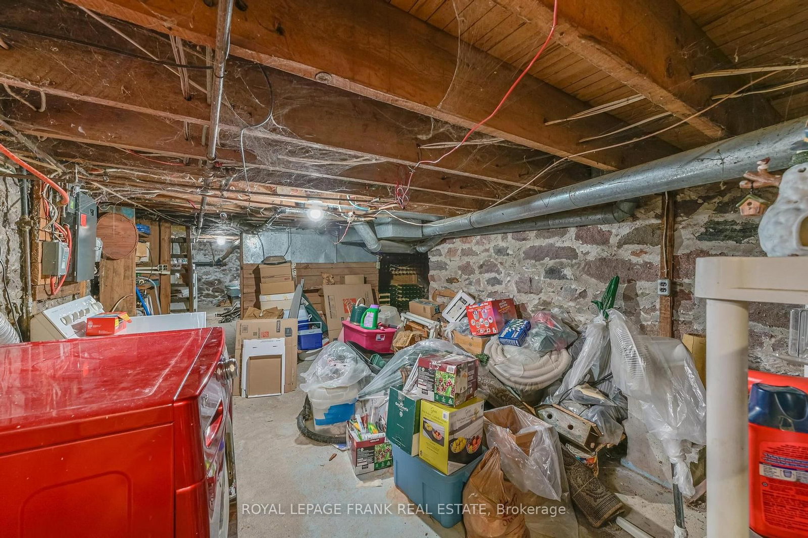 Detached House for sale at 865 Parkhill Road, Peterborough, Ontario, K9J 6P2 - Monaghan Ward 2 - MLS: X12923916