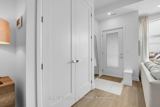 6 - 509 Gladstone Avenue