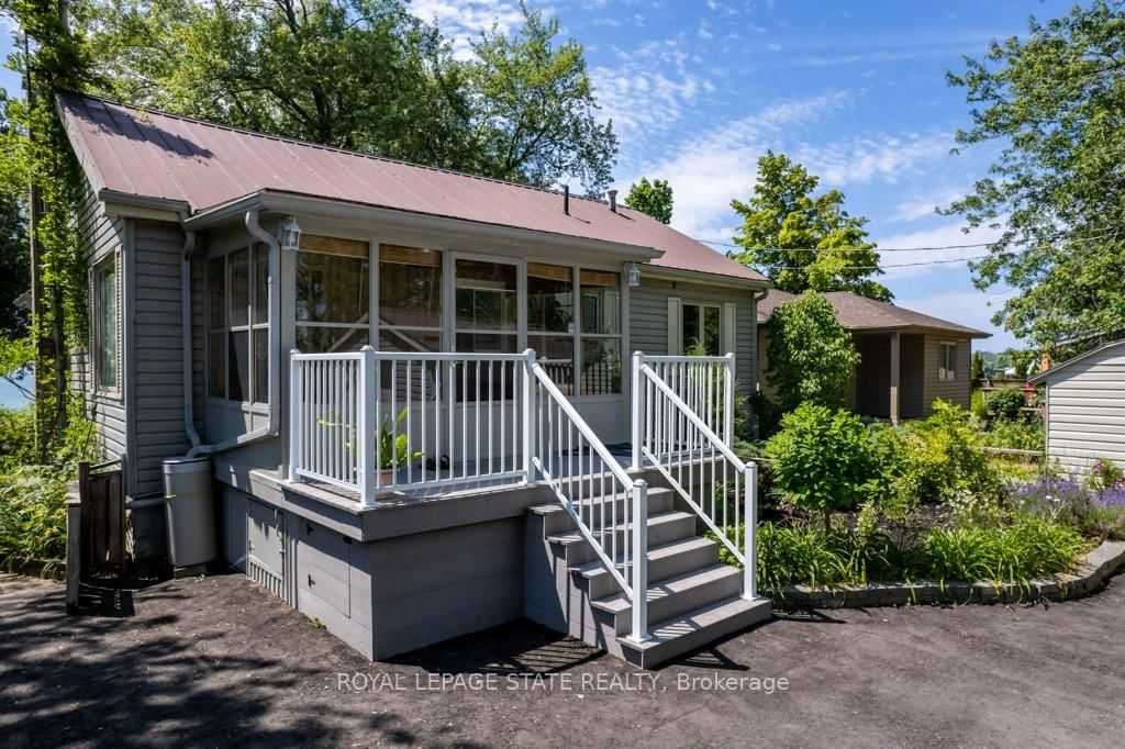 2592 Lakeshore Road • Haldimand, ON photo 11
