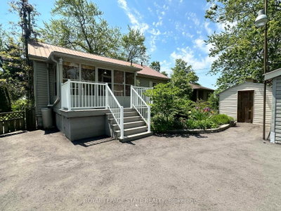 2592 Lakeshore Road • Haldimand, ON photo 2