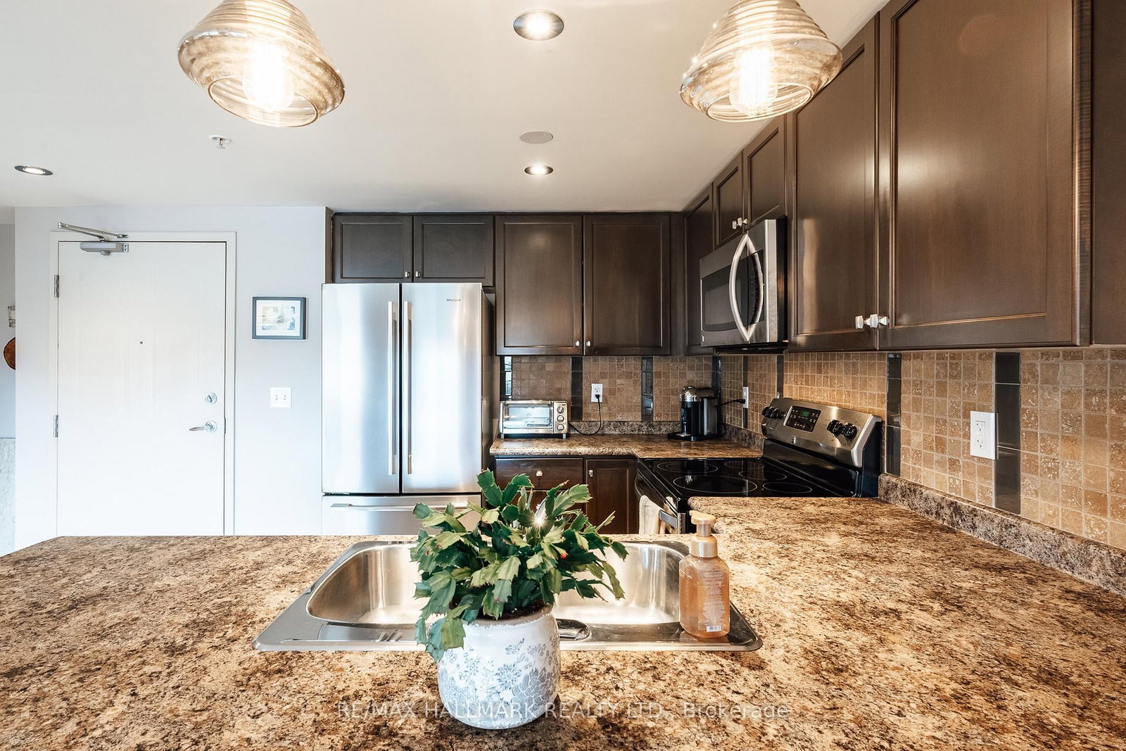 Condo for sale at 408-39 Goodwin Drive, Guelph, Ontario, N1L 0E5 - Pineridge/Westminster Woods - MLS: X12924194