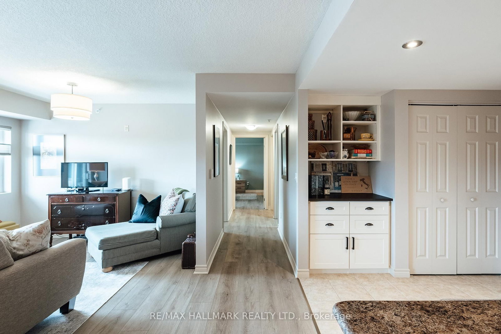 Condo for sale at 408-39 Goodwin Drive, Guelph, Ontario, N1L 0E5 - Pineridge/Westminster Woods - MLS: X12924194