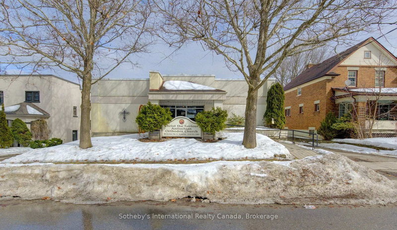 96 Dunbar Rd S, Waterloo, N2L 2E5 | Image 2