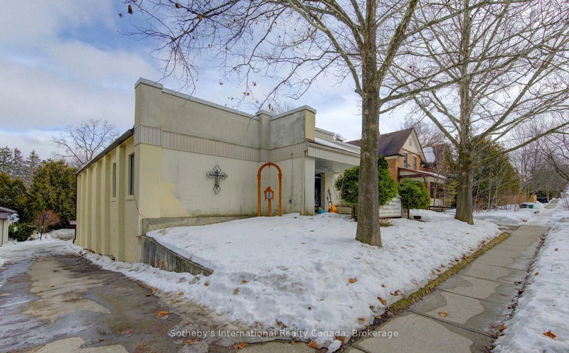 96 Dunbar Rd S, Waterloo, N2L 2E5 | Image 3