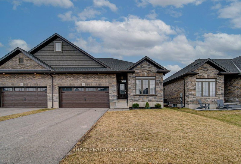 home for sale on 15 Matheson Crescent