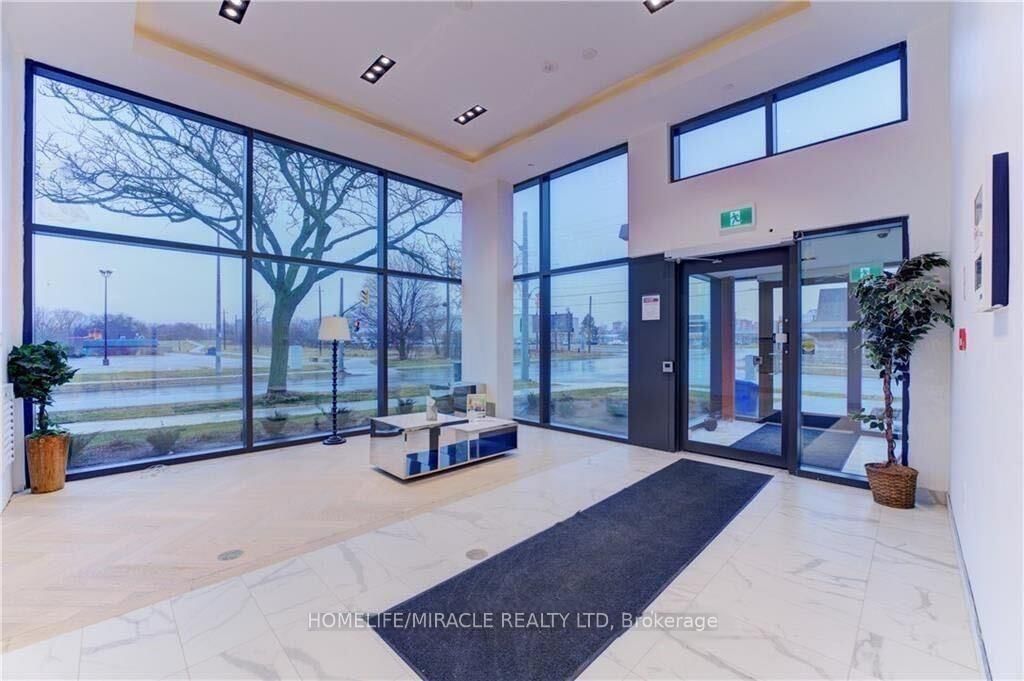 7 Erie Avenue, Unit 704 - Photo 4