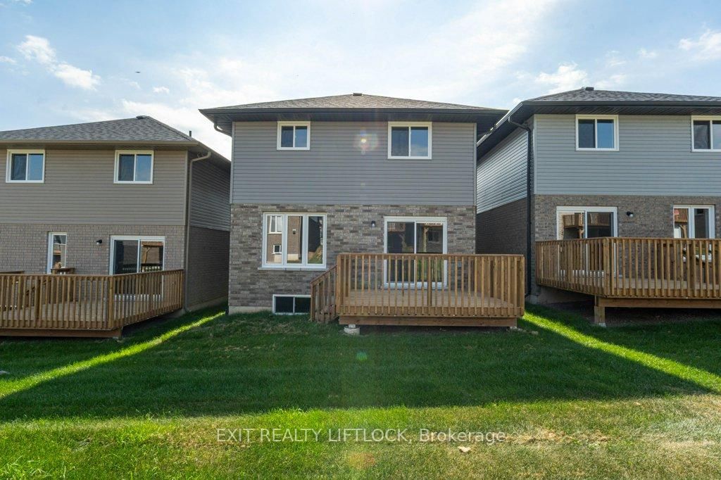 Detached House for sale at 238 O'Neil Street, Peterborough, Ontario, K9K 0H1 - Monaghan Ward 2 - MLS: X12924374