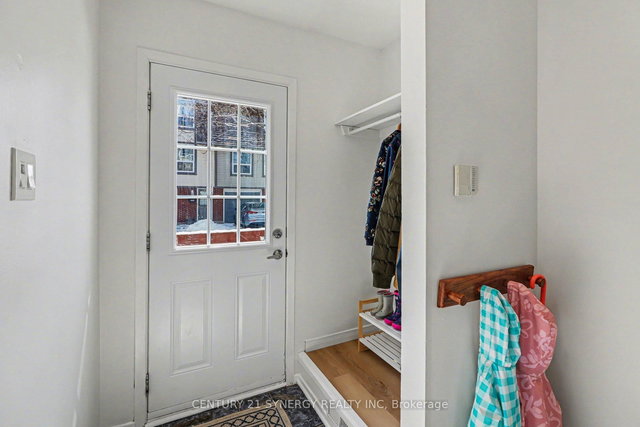 2004 Greenway Park Lane