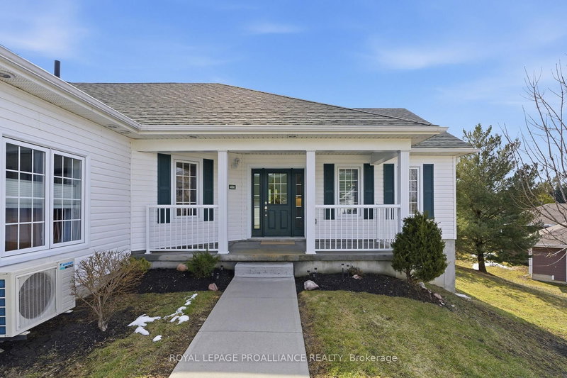 404 - 295 Densmore Rd, Cobourg, K9A 2S7 | Image 2