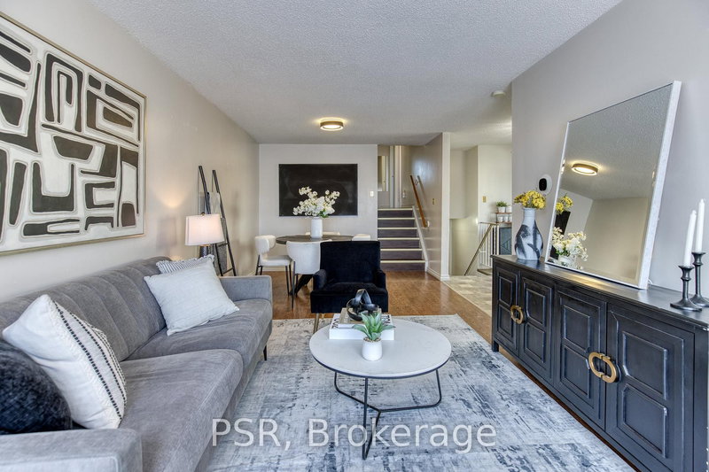 231 Heritage Dr, Kitchener, N2B 3A9 | Image 2