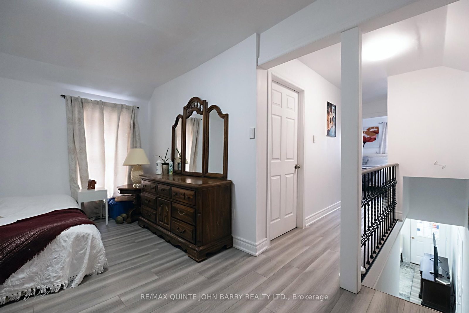 Detached House for sale at 115 Dufferin Avenue, Quinte West, Ontario, K8V 5E2 - Trenton Ward - MLS: X12924640