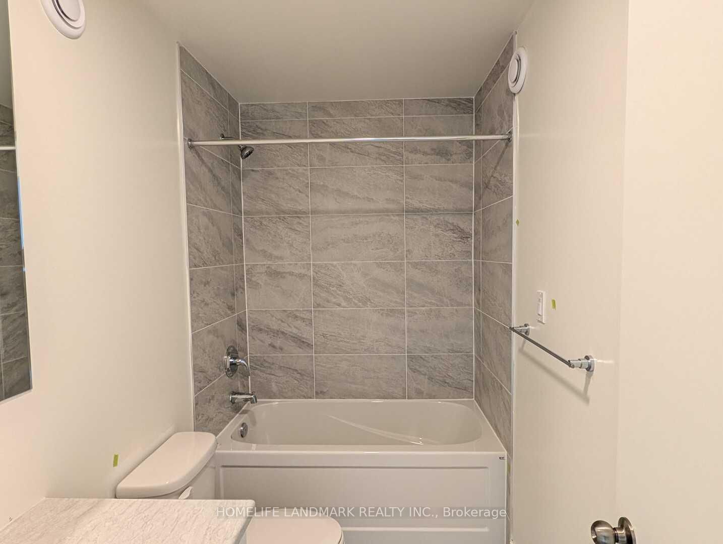 16 N Melbourbe Avenue, Unit 203B - Photo 17