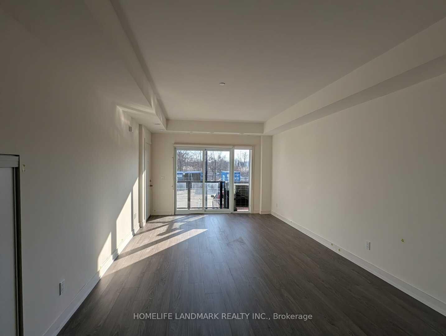 16 N Melbourbe Avenue, Unit 203B - Photo 2