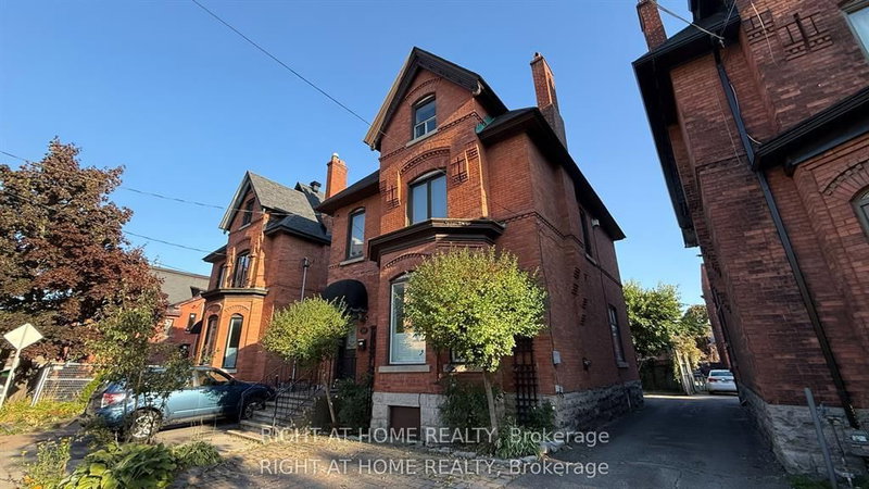 372 Lewis St, Ottawa, K2P 0S9 | Image 2