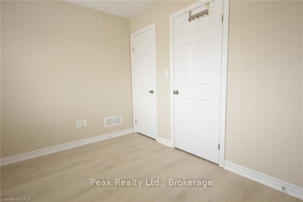 60 Canterbury Drive, Unit 25 - Photo 17