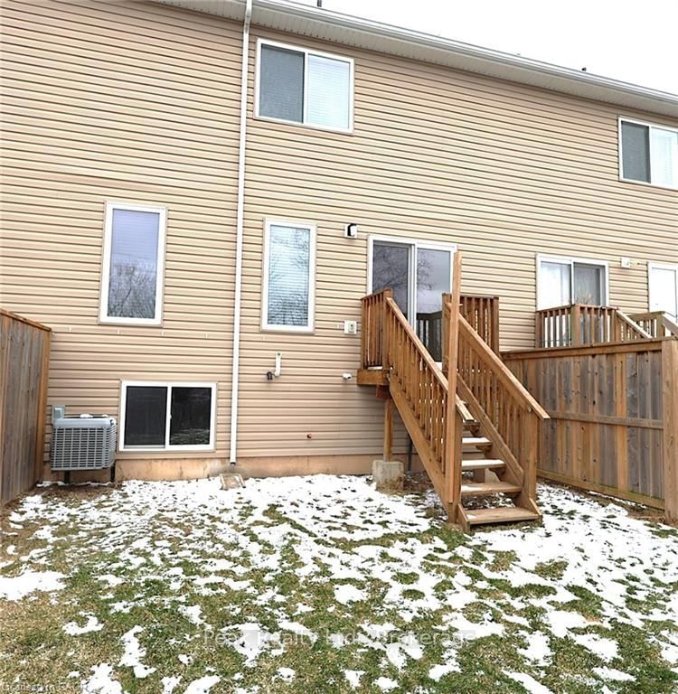 60 Canterbury Drive, Unit 25 - Photo 23