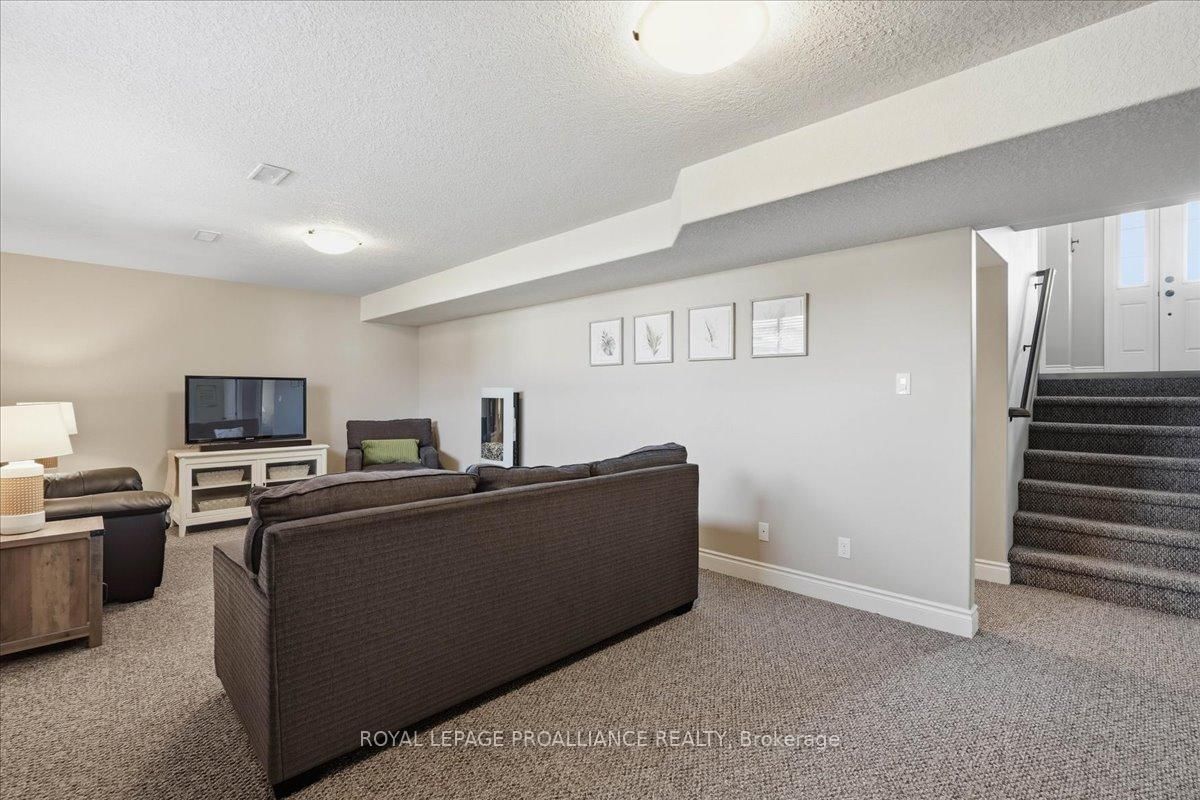 Detached House for sale at 153 Lester Road, Quinte West, Ontario, K8V 0C2 - Sidney Ward - MLS: X12925010