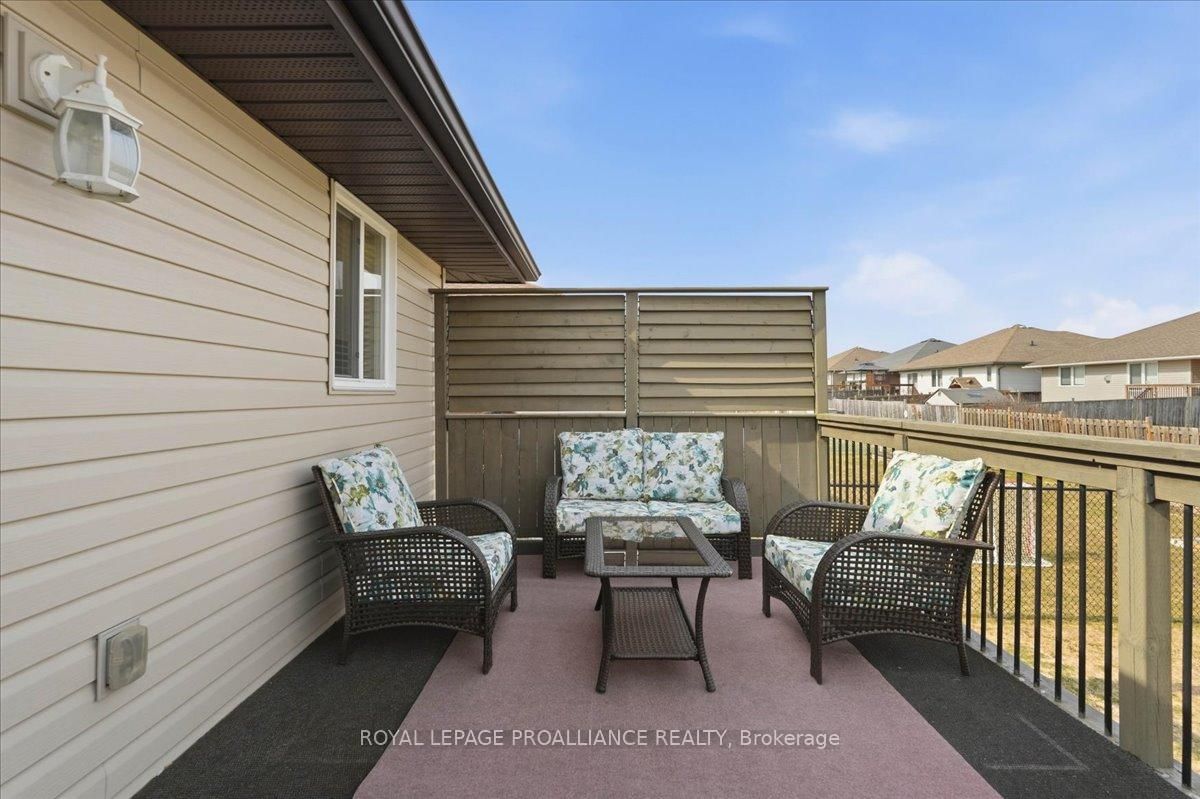 Detached House for sale at 153 Lester Road, Quinte West, Ontario, K8V 0C2 - Sidney Ward - MLS: X12925010