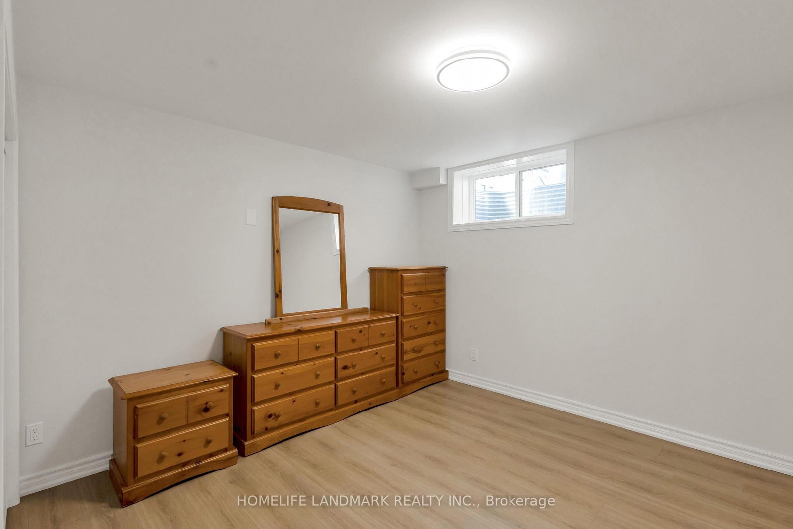 341 ZELLER Drive - Photo 41